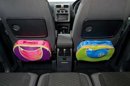 Trunki Torba Podróżna / Organizer Na Fotel Samochodowy - Różowy