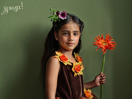 Souza! Kostium sukienka tiulowa z kwiatami i kapelusz czarownica Sabrina 3-4 lata