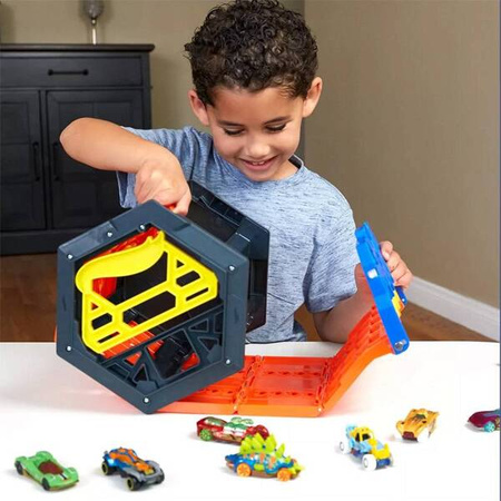 Hot Wheels - Rozwijany Tor Wyścigowy