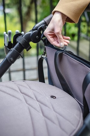 Roan Ivi 2.0 Vintage Wózek Głęboko-Spacerowy Hazel + Cybex Aton B2 i-Size Fotelik Samochodowy 0-13kg + Baza One Volcano Black