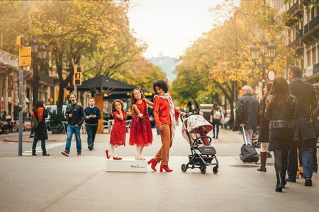 Disney by Easywalker Buggy XS Wózek spacerowy z osłonką przeciwdeszczową Minnie Ornament