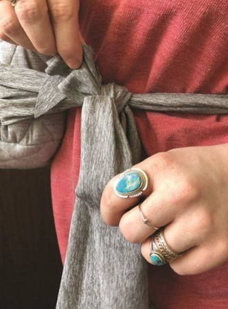 Chicco Boppy Comfyhug Nosidełko Silver Green