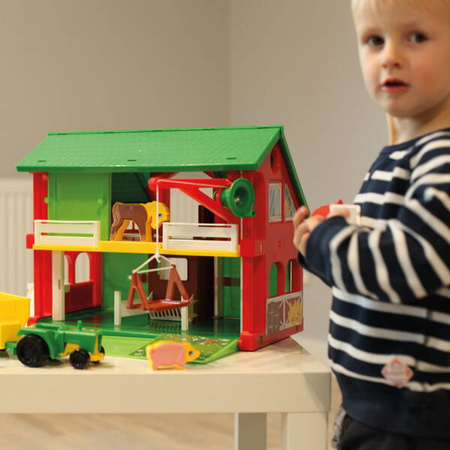 WADER PLAY HOUSE – FARMA