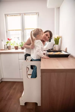 Baby Wood Slim M Kitchen Helper Biały