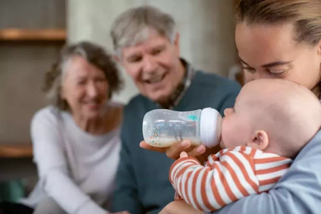 Avent Natural 3 Butelka Responsywna z Nakładką Antykolkową AirFree 1m+ 260ml Gwiazdki