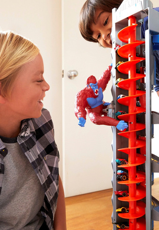 Hot Wheels City Super Mega Garaż + 4 Samochodziki FML03