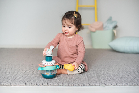 Taf Toys Piramida Króliczek Hunny – Kolorowa Układanka dla Niemowląt 9m+