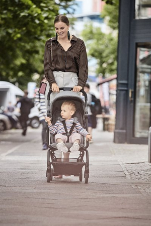 Cybex Eezy S Wózek Spacerowy Lavastone Black