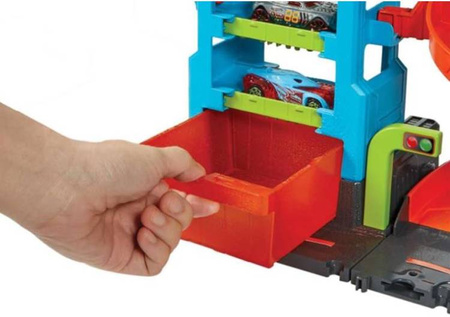 Hot Wheels City Zakręcona Megamyjnia HDP05