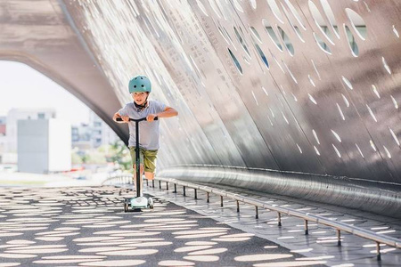 Scootandride Highwaykick 5 LED Hulajnoga Składana Ze Świecącymi Kółkami 5+ Forest