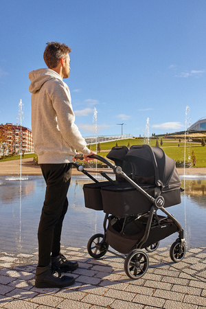 Baby Monsters Wózek Bliźniaczy Easy Twin 4 - Black