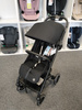 [OUTLET] Cybex Beezy Wózek Spacerowy Rama Czarna Magic Black 2024