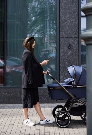 Muuvo Quick 2.0 Wózek Spacerowy Black Chrome Indigo