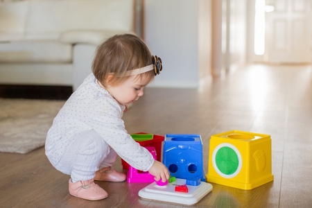 Training2s Zabawka Edukacyjna - Sorter Piramidka Sowa