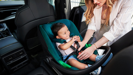 Kinderkraft I-Care I-Size RWF Fotelik Samochodowy 0-13kg Graphite Black