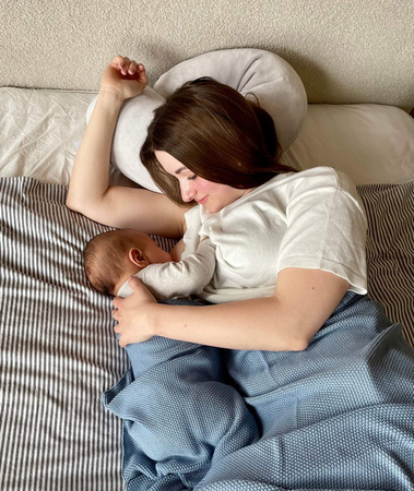 Piapimo Poduszka Do Karmienia z Wkładem Wodoodpornym Piaskowa