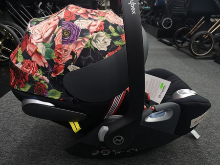 Cybex Cloud Z I-Size Fotelik Samochodowy 0-13 kg Spring Blossom Dark