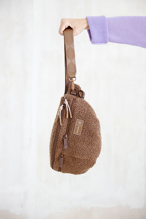 PALOPA Torebka nerka na smakołyki dla psa Emma teddy-fleece brown Edycja limitowana