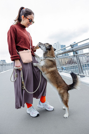 PALOPA Torebka saszetka na smakołyki dla psa Karl soft pink M