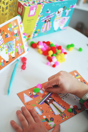 Janod Zestaw artystyczny Pompony Lamy 4+