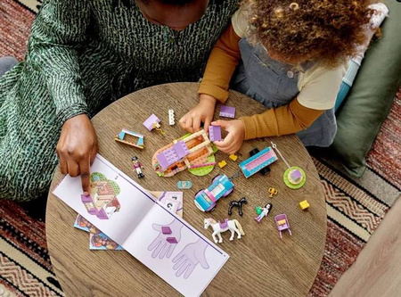 Lego Friends Szkółka Jeździecka i Przyczepa dla Konia 41441