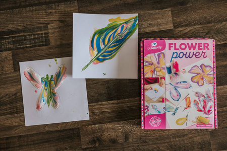 Janod Zestaw kreatywny Malowanie łańcuszkiem Pouring painting Kwiaty I love creativity 8+