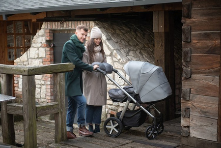 Baby Design Husky 2022 Wózek Głęboko-Spacerowy 107 Silver Grey Koła Pompowane