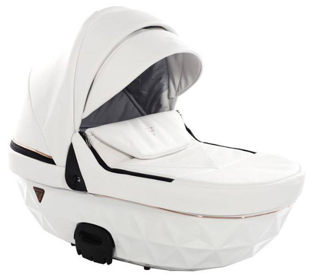 Tako Junama Diamond S Class Wózek Głęboko-Spacerowy 2w1 01