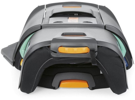 Chicco Fold&Go I-Size Fotelik Samochodowy 15-36 kg Black