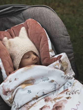 Makaszka Kocyk Do Fotelika Sawanna