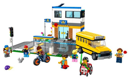 Lego City Klocki Dzień w Szkole 60329