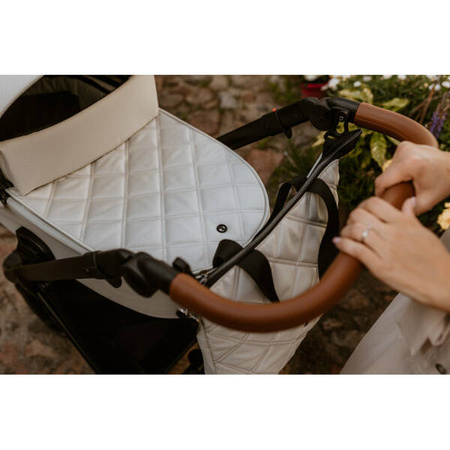 Roan Ivi 2.0 Wózek Głeboko-Spacerowy Sezame + Cybex Aton B2 i-Size Fotelik Samochodowy 0-13kg + Baza One Volcano Black