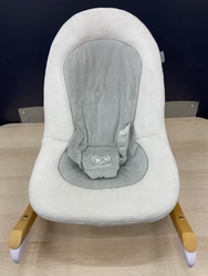 [OUTLET] Kinderkraft Finio Leżaczek/Bujaczek White Oiled