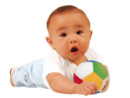 Training2s Miękka Piłka - Moja Pierwsza Grzechocząca Piłeczka