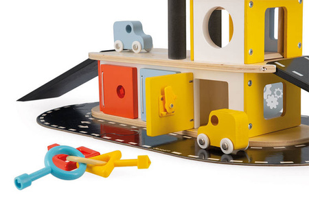 Janod Drewniany garaż piętrowy z 4 akcesoriami Bolid 2+