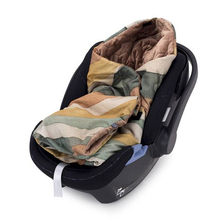 Makaszka Kocyk Do Fotelika Rainbow Mountain