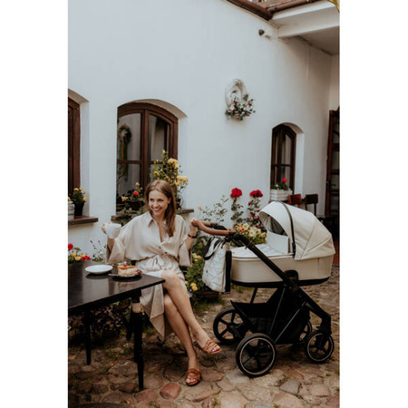 Roan Ivi 2.0 Wózek Głębko-Spacerowy Boho Green + Cybex Aton B2 i-Size Fotelik Samochodowy 0-13kg + Baza One Volcano Black