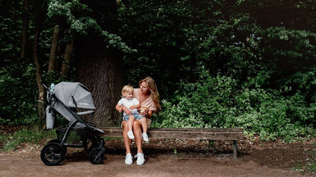 Lionelo Annet Tour Wózek Spacerowy Concrete