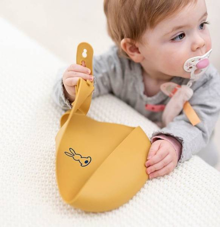 Nattou Śliniak Silikonowy z Zapięciem, bez BPA Ochra