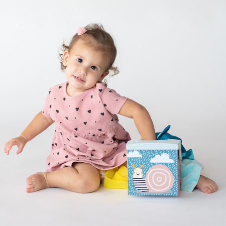 Taf Toys Sensoryczne Pudełko na Chusteczki Zabawa i Rozwój