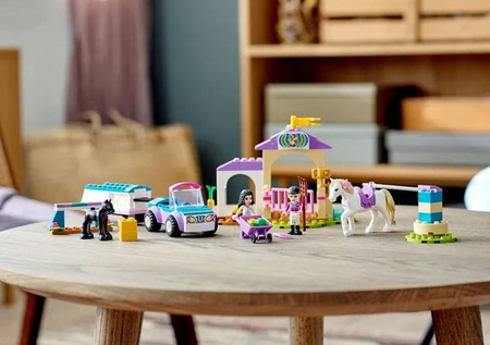Lego Friends Szkółka Jeździecka i Przyczepa dla Konia 41441