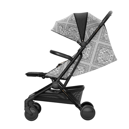 Kinderkraft Pilot 2 Wózek Spacerowy Lunar Black