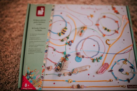 Janod Zestaw kreatywny do tworzenia biżuterii z kamieniami przynoszącymi szczęście 8+