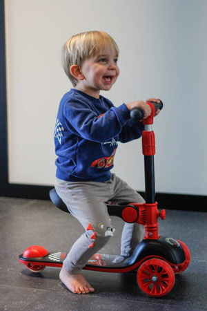 Kidwell Rimba Hulajnoga Balansowa z Siodełkiem Race