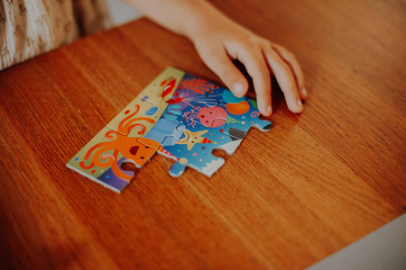 Mudpuppy Puzzle-kartka z życzeniami Rekin 12 elementów 3+