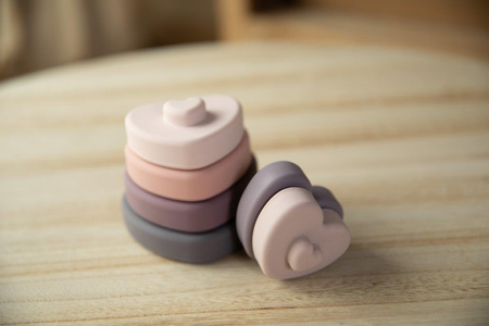 Bo Jungle Silikonowa wieża układanka serca