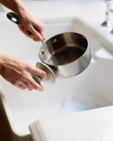 EZPZ Silikonowa Myjka Czyścik Do Naczyń Bez Bakterii Szary Pastelowa Zieleń