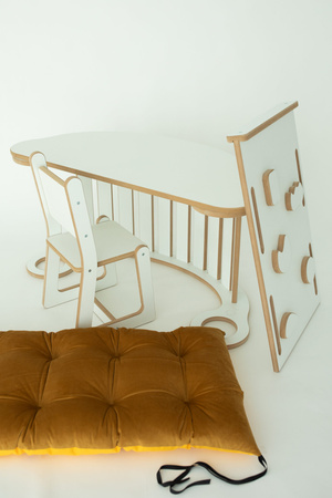 GUGI Drewniany Bujak Montessori XL + Ścianka Wspinaczkowa / Zjeżdzalnia + Poduszka Beżowa + Krzesełko + Blat