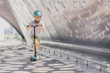 Scootandride Highwaykick 5 LED Hulajnoga Składana Ze Świecącymi Kółkami 5+ Forest