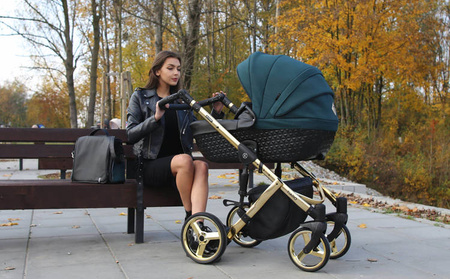 Kunert Tiaro Premium Wózek Głęboko-Spacerowy 2w1 Fiolet + Wrzos Grafitowa Rama Koła Żelowe